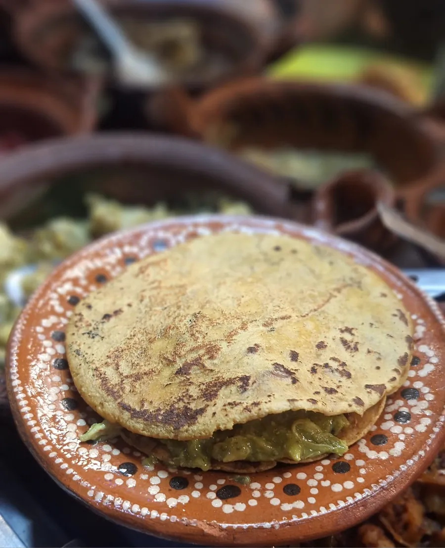Foto de Gorditas con guisado